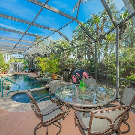 Island Time - Home Wenclosed Lagoon Style Pool Spa Walk To Beach Bikes Holmes Beach Exterior photo